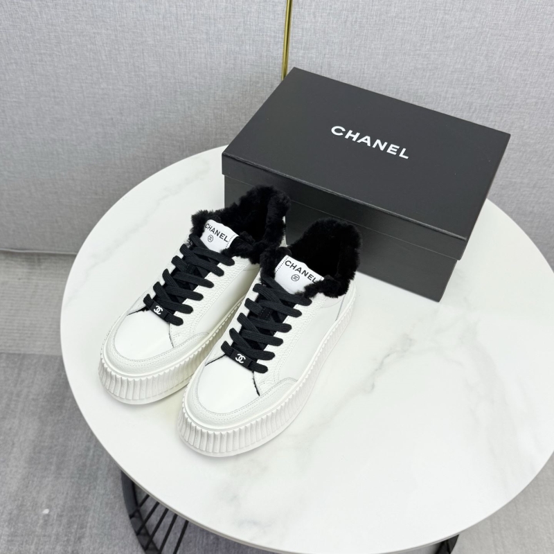 Ch**el sport shoes